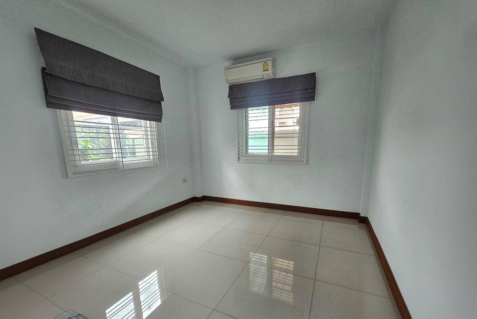 ขายบ้านแฝด ลภาวัน 21 บนทำเลศักยภาพ ถนนราชพฤกษ์ 12