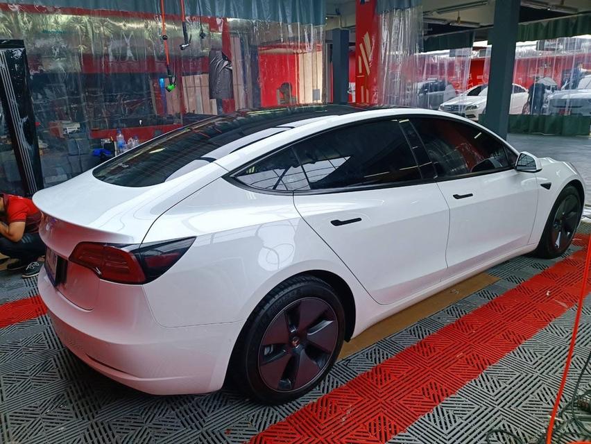 Tesla Model 3 Standard Range Plus ปี 2023 มือสอง 2