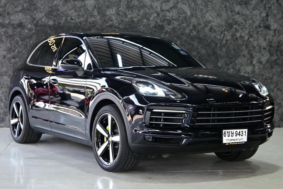 รหัสรถ JRS9431 Porsche Cayenne E Hybrid 2019