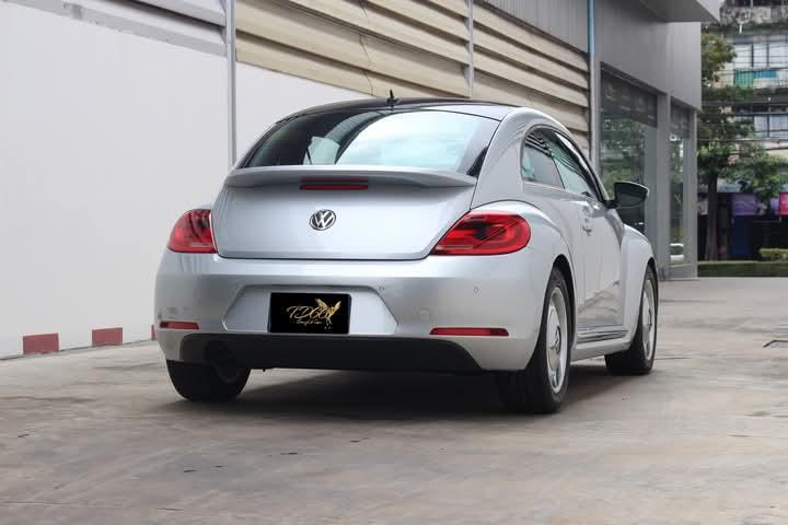 Volkswagen Beetle สีเทา 5