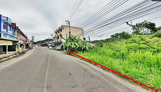 ที่ดินการค้า ติดถนนใหญ่ ในชุมชน ใกล้ตลาด โรงพยาบาล 380ตรว. อ.บ้านไร่ อุทัยธานี 086-301-6161 6