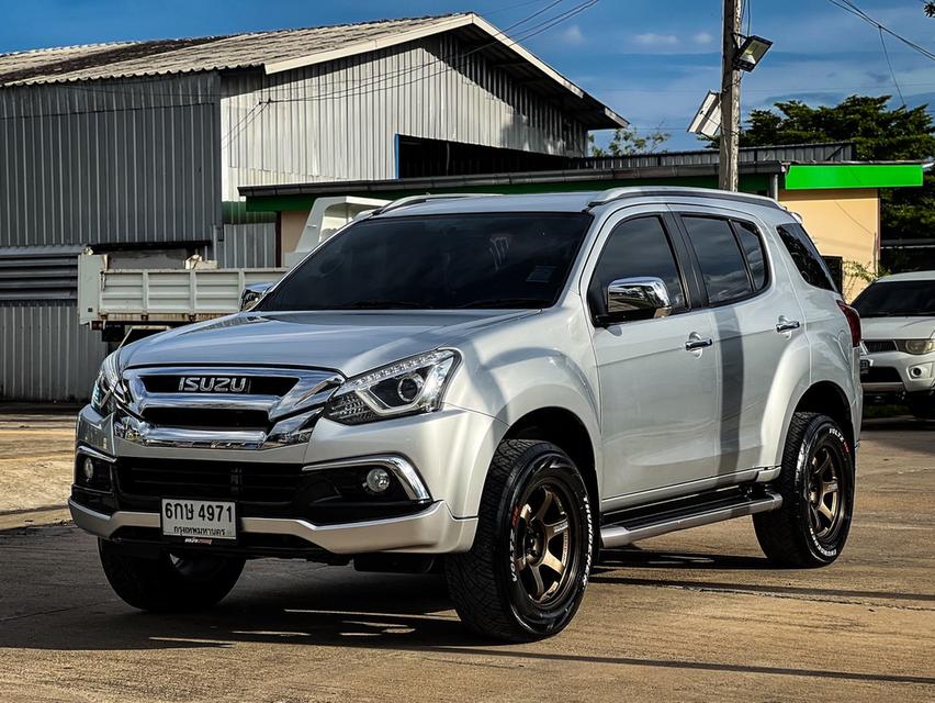 ขาย Isuzu MU-X 3.0Onyx ปี17