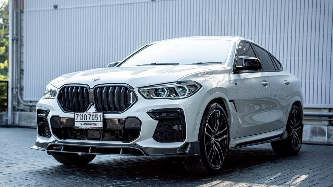 BMW X6 xDrive40i M-Sport (G06) 2022 สีขาว