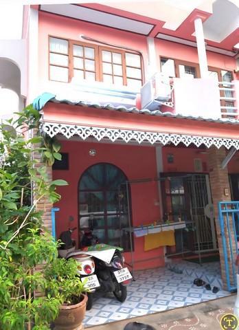 ให้เช่าทาวน์เฮ้าส์2ชั้น หลังมุม18ตรว. อยู่เพชรเกษม 112 ซอยหมู่บ้านครู ใกล้รพ.เกษมราษฎร์ 1