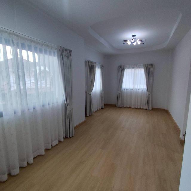 ขายบ้านเดี่ยว หมู่บ้านบุรีรมย์ซาฟารี ถนนเลียบคลองสอง คลอสามวา 18