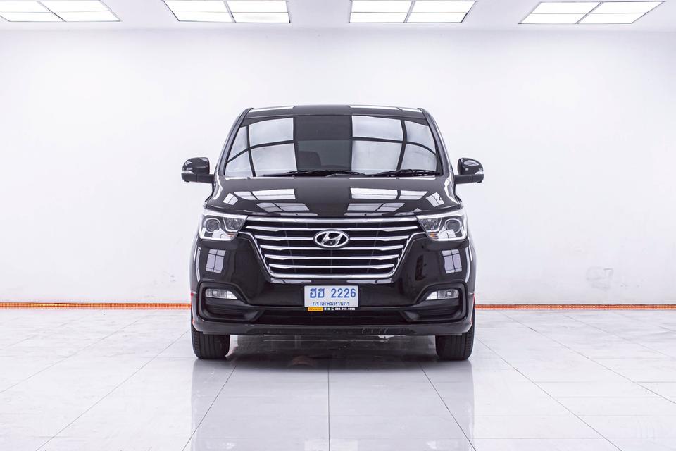🚐 HYUNDAI H-1 2.5 DELUXE AT ปี 2019 รูปย่อยที่ 2
