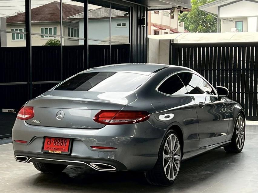 Mercedes Benz C250 Coupe 4