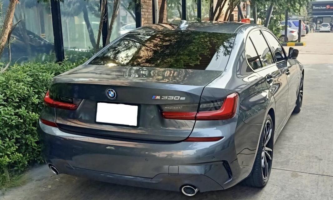 ขายรถ BMW 330e G20 M sport ปี2021 รถสวย สภาพดี ไมล์น้อย เจ้าของใช้มือเดียว 3