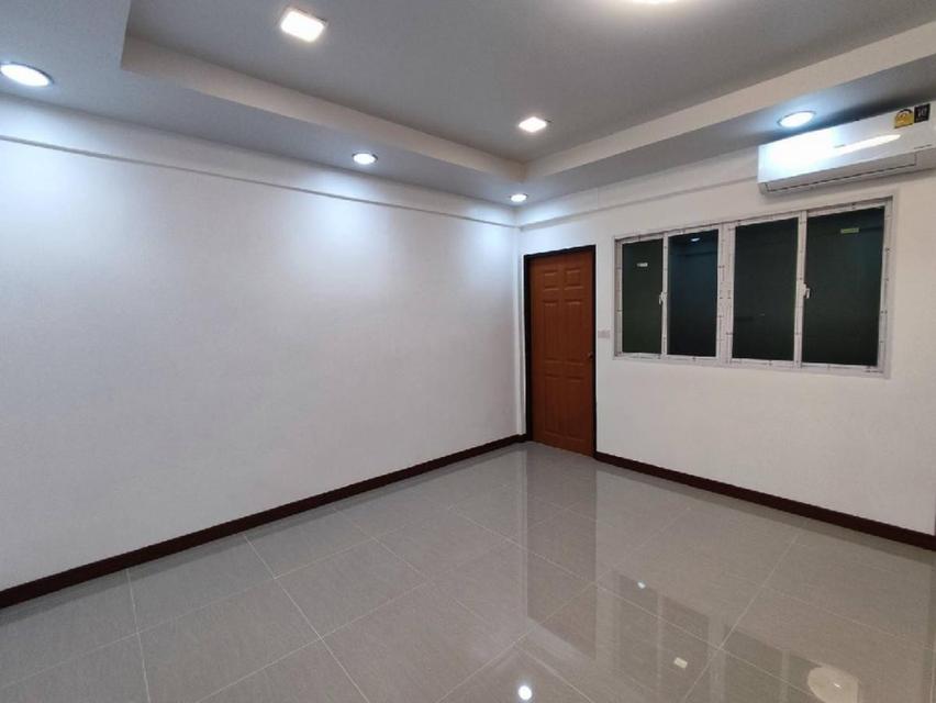 Rare Item ให้เช่าทาวน์โฮมทำเลเมือง หมู่บ้านเสียงสนนิเวศน์ (สุขุมวิท 68) ปรับปรุงใหม่ทั้งหลัง (ทำออฟฟิศจดบริษัทได้) 2ห้องนอน 3ห้องน้ำ 2จอด เพียง 45k 12