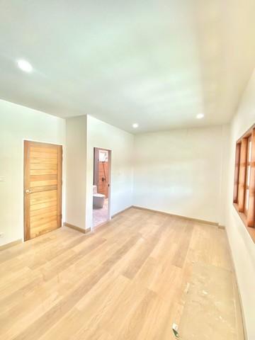 For Sale : Baan Nern Khao Kathu, 3 Bedrooms 2 Bathrooms 6