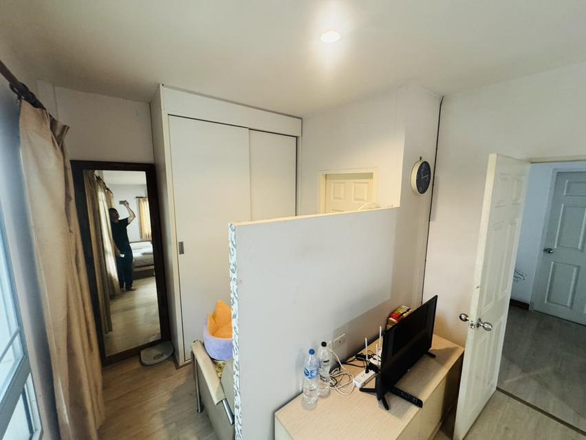 บ้านแฝด 2 ชั้น สไตล์บ้านเดี่ยว ผนังไม่ติดใคร หมู่บ้านพร้อมพัฒน์1  จองตอนนี้ ลดพิเศษ 200,000 บาท 9