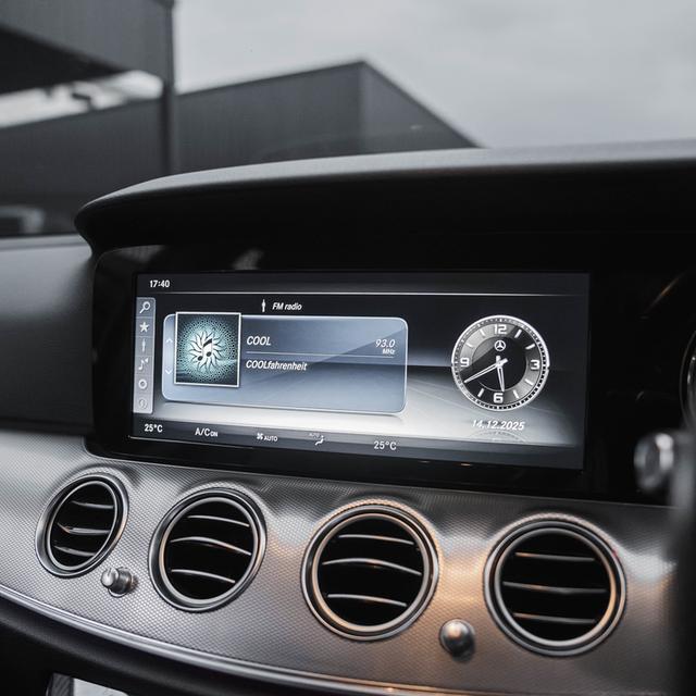 รหัสรถ 67GG7419 🚘 Mercedes-Benz E350e Avantgarde (W213) ปี 2017 7