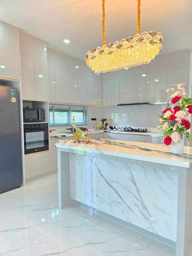 ขายบ้านเดี่ยวพูลวิลล่าสร้างใหม่ 2 ชั้น BRAND NEW LUXURY POOL VILLA พัทยา-ห้วยใหญ่ พร้อมสระว่ายน้ำส่วนตัวและเฟอร์นิเจอร์บิวท์อิน 9
