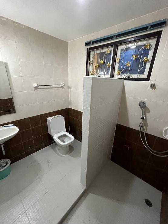 ขายบ้านทาวเฮ้าส์ห้องมุม อยู่หัวหินซอย 6 ใกล้ถนนเพชรเกษม 13