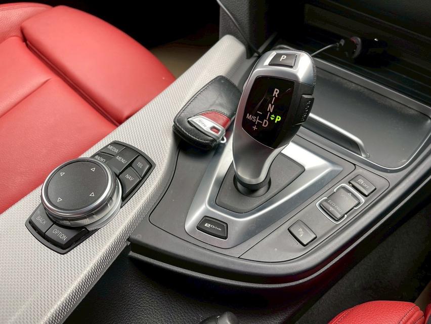 ขาย BMW 330e Msport ปี17 9