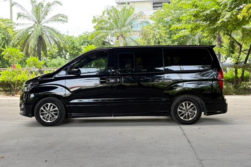 🚗 2023 Hyundai H1 2.5 Elite AT รูปที่ 8