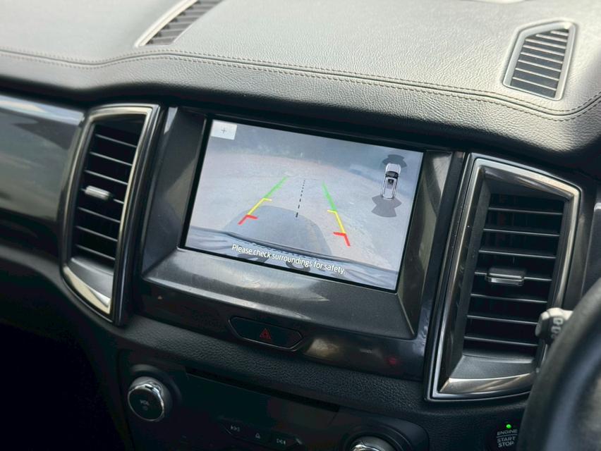 FORD EVEREST Wagon 4dr Titanium+ 7st Auto 6sp RWD 2.2DC (Mnc) Y19. สีเทา เกียร์ออโต้ 17