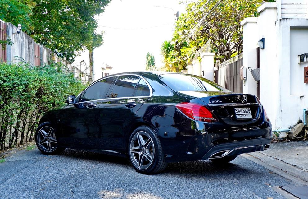 Benz C300 e AMG Dynamic  ปี 2019 3