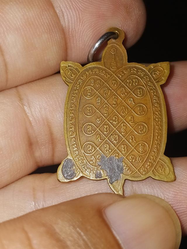 หลวงปู่หลิววัดไร่แตงทอง 2