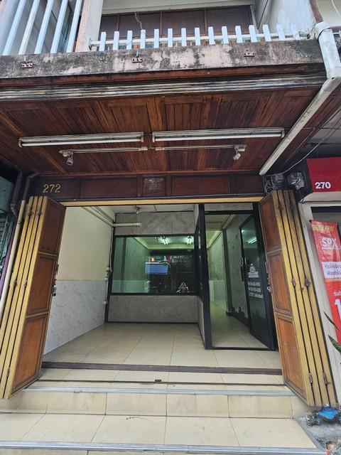 ให้เช่าอาคารพาณิชย์ 4 ชั้น 240 ตรม. ติดริมถนนอินทามระ ย่านห้วยขวาง เดินทางสะดวก เชื่อมต่อได้ทั้ง สุทธิสาร – ลาดพร้าว 5