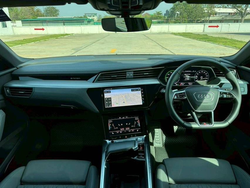 Audi E-tron 55 Sportback Quattro S-Line ปี 2020 จด 2021 รูปที่ 14