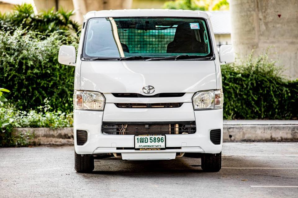 Toyota Hiace 3.0 ดีเซล MT โม่งน้อย ปี 2017 รหัส GT5896 2