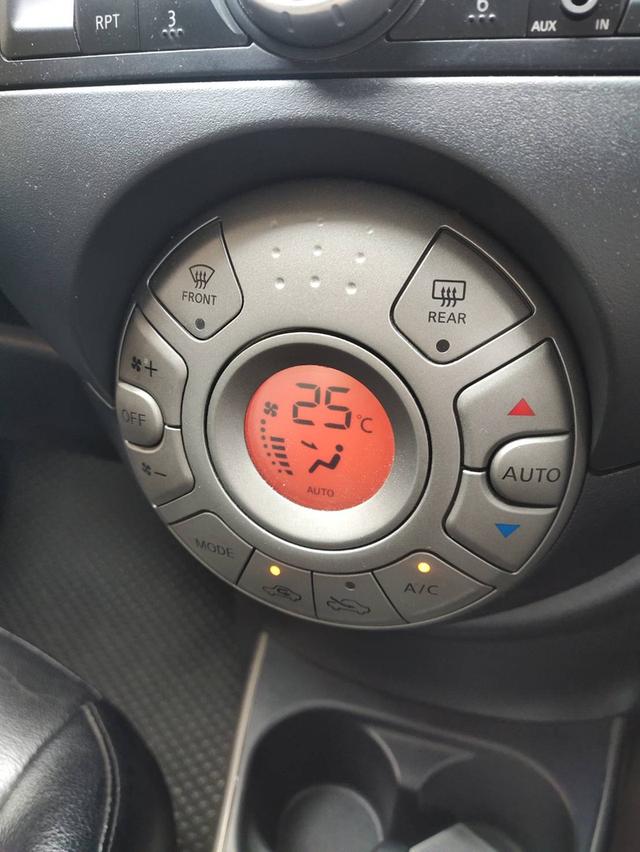 ขาย  มือ 1 ปี 12 Nissan Almera 1.2 VL ต้ว Top รูปที่ 6