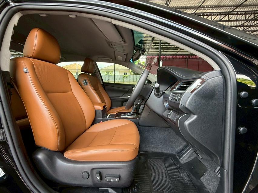 Toyota Camry 2.5Hybrid ปี18 รูปที่ 13