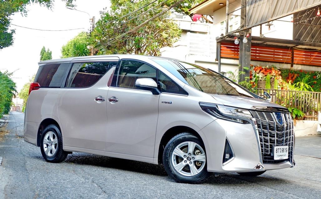 Toyota Alphard Hybrid X E-Four ปี 2019 4