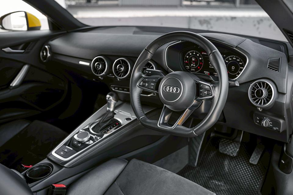 Audi TT Coupé 45 TFSI quattro S-line ปี 2019 สีเหลือง Vegas Yellow Solid= รูปที่ 8