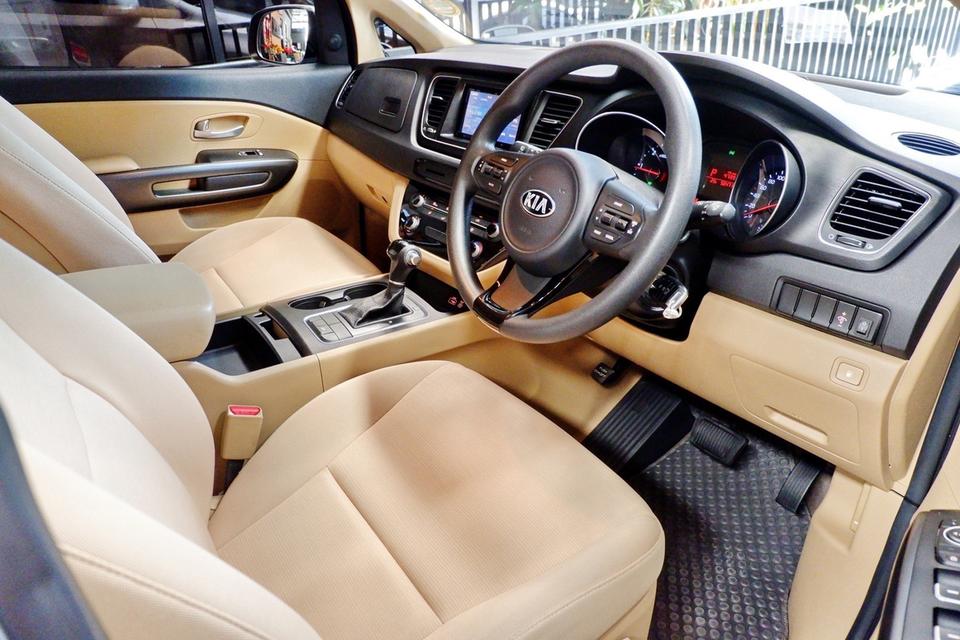 KIA GRAND CARNIVAL 2.2 LX ปี 2015 การันตีไมล์แท้ 58,xxx KM. 8