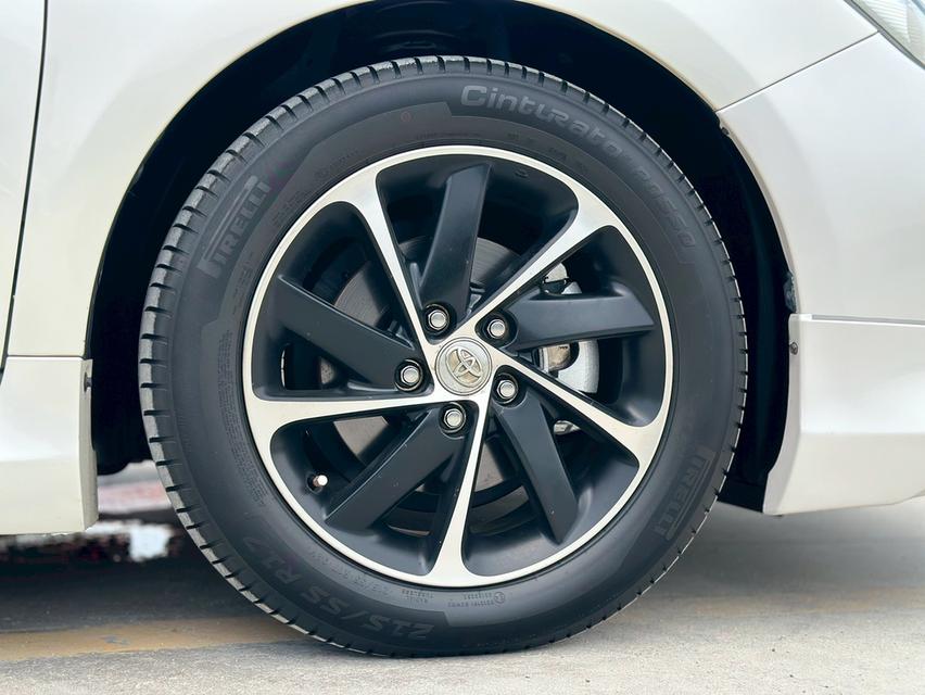 รหัสรถ PAT8446 Toyota Camry 2.0 G Extremo สีขาวมุก ปี 2017 15