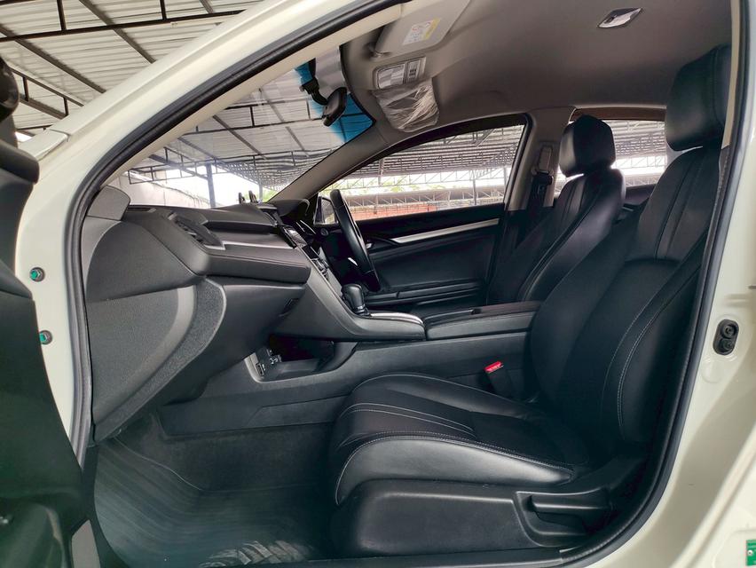 🚗HONDA CIVIC FC 1.8 EL เกียร์ ปี 2017🚗 ฟรีดาวน์ 10