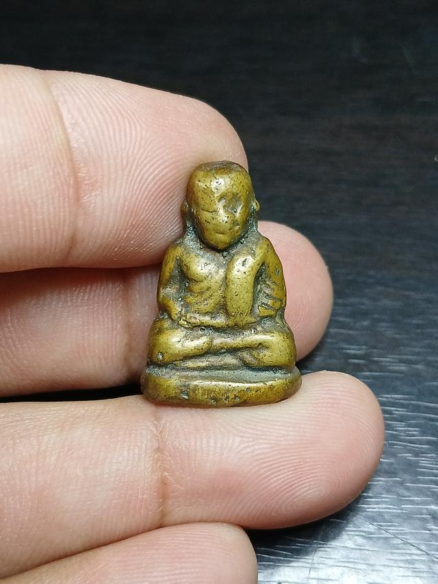 หลวงพ่อเงิน วัดบางคลาน