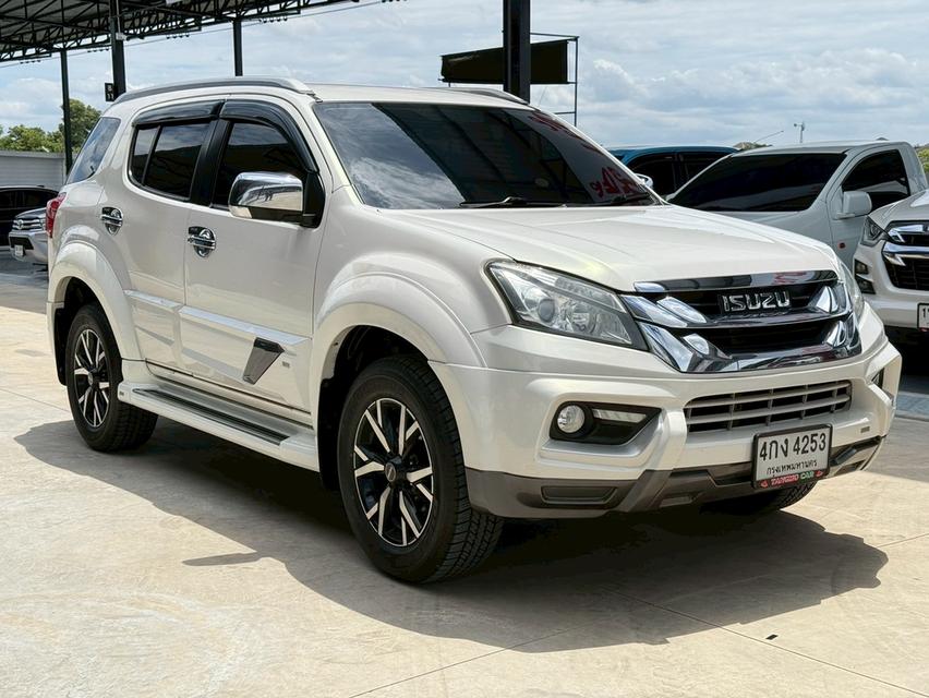 ISUZU MU-X 3.0 DVD ปี2014 รถสวยมาก 