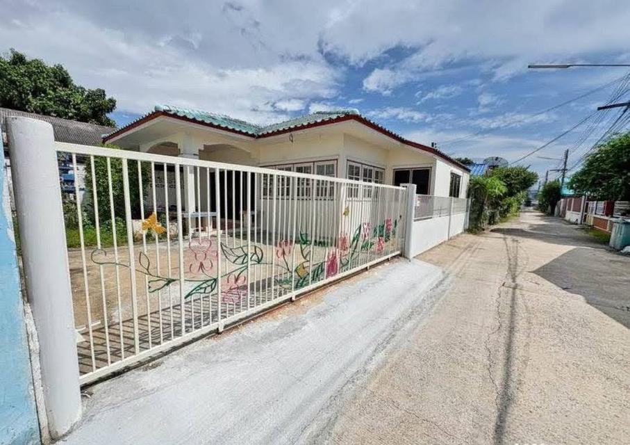 บ้านสร้างเอง 42 ตรว. ชุมชนราชาปทุม เมืองปทุมธานี 1