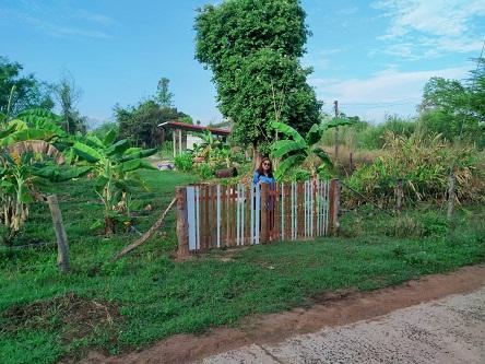 ขายที่ดิน 2 ไร่ 11 ตร.ว. ติดถนนคอนกรีต พร้อมปลูกบ้าน มีบ่อบาดาล โรงเรือน นำ้ประปา ไฟฟ้าหลวง บ้านกำแมด อ.กุดชุม จ.ยโสธร  สนใจ 0865317478 4