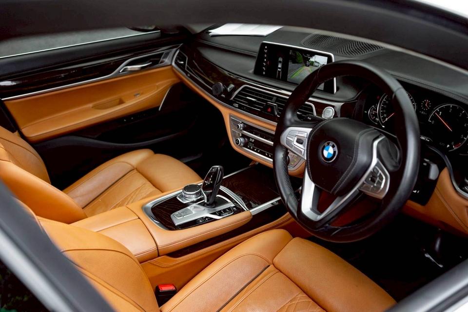 รหัสรถ PR6969 bmw 730Ld Pure Excellence 2019 18