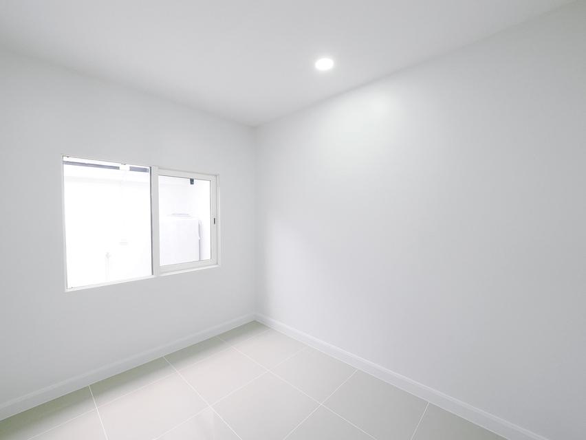 ขายทาวน์เฮ้าส์ 2 ชั้น ม.โกลเด้นทาวน์ โครงการ2 พระราม2-พันท้ายนรสิงห์ ขนาด 19.2 ตร.ว. 4 ห้องนอน 2 ห้องน้ำ ขาย 1.99ล้าน 7