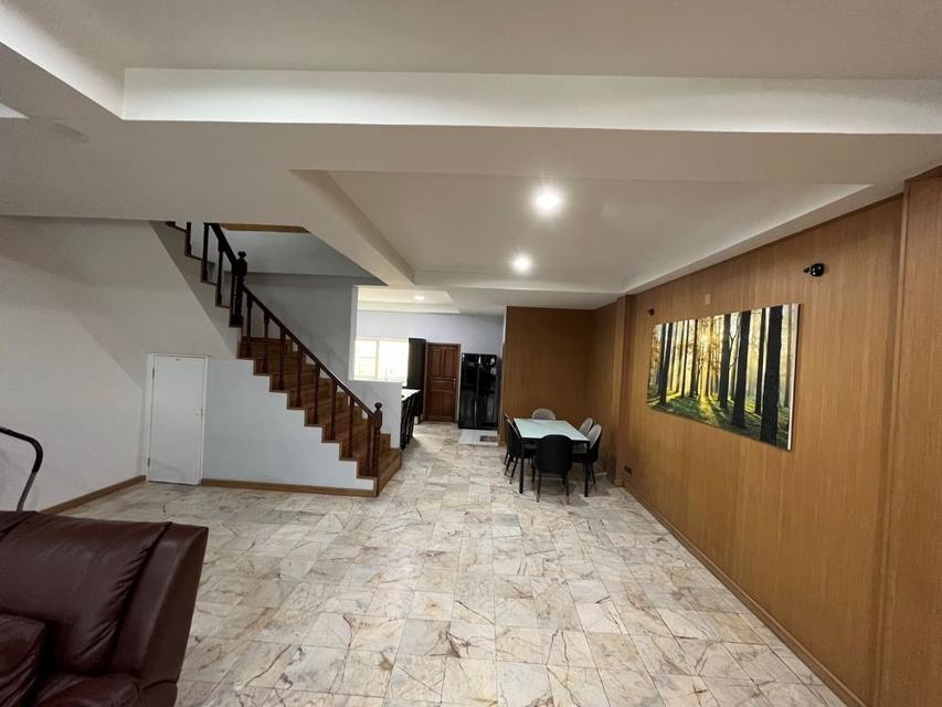 ให้เช่าบ้านเดี่ยว 3 ชั้น พร้อมดาดฟ้า (Terrace) ขนาด 350 ตร.ม. ใกล้ซอยพัฒนาเวท 12 ใกล้BTS สถานี พระโขนง กรุงเทพฯ 4