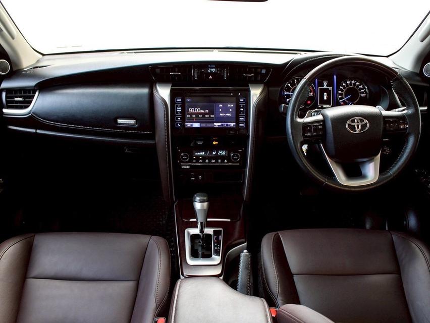 รหัสรถ BN7446 TOYOTA FORTUNER, 2.8 V 2WD ปี 2017  13