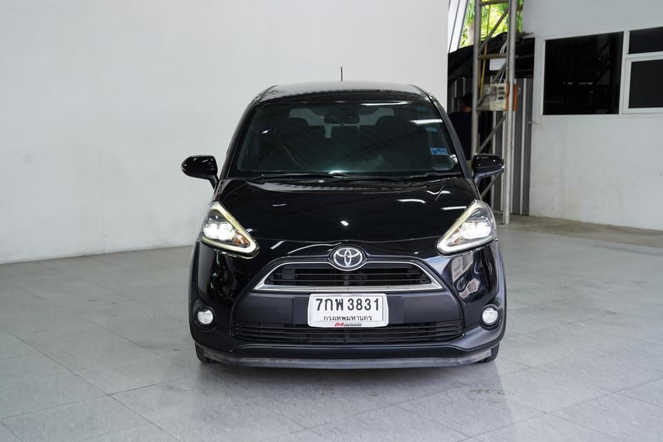  TOYOTA SIENTA 1.5 V AT ปี 2018 