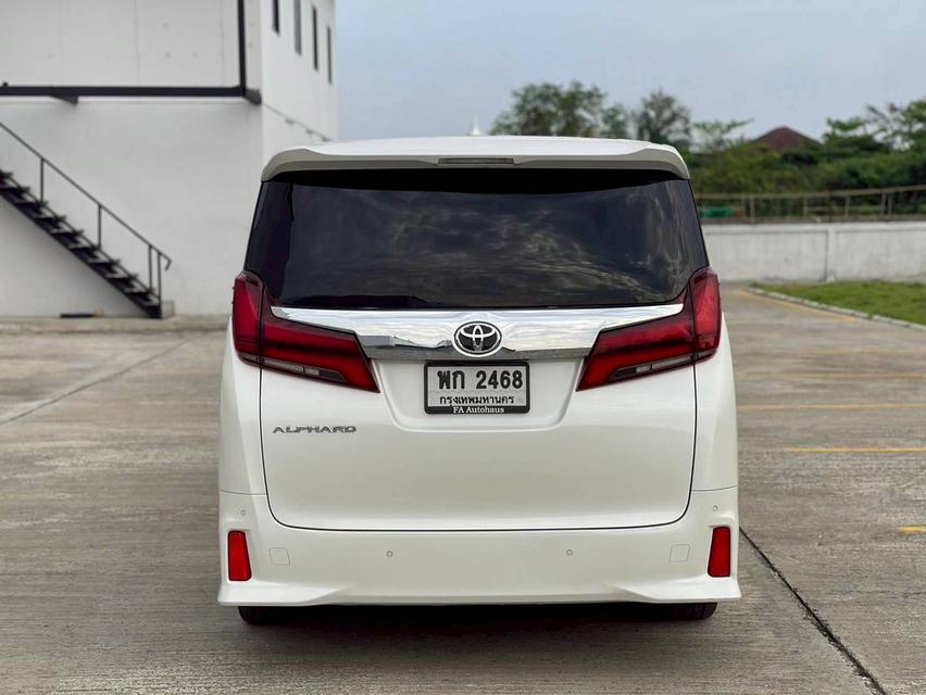Toyota Alphard 2.5 SC Package MNC 2020 จด 2021 • Mileage: 64,000 km 6