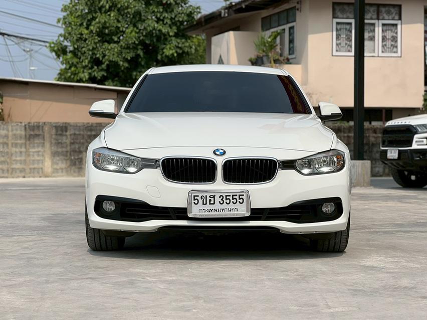 BMW 318i ปี 2016 จด ปี2017 (โฉม F30) สีขาว มือเดียว