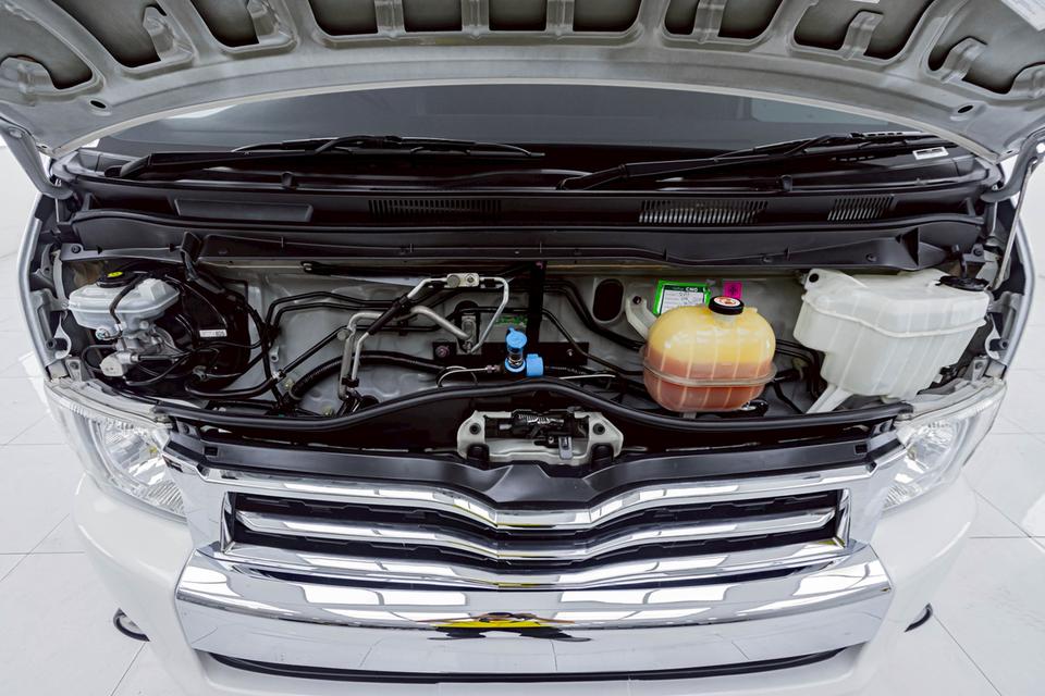 TOYOTA VENTURY 2.7 G 05-19 2018 3