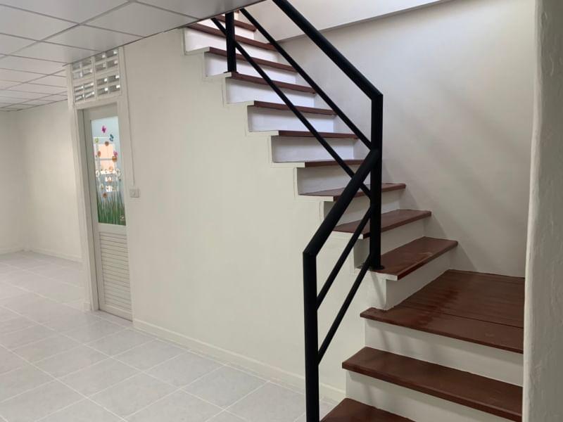 ขาย :ทาวน์เฮาส์ 2 ชั้น, เนื้อที่ 17 ตรว. หมู่บ้านอรุณธร ถนนสุขาภิบาล 5 ซอย 45  6