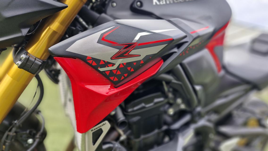 Kawasaki Z 900. SE REFINED 15