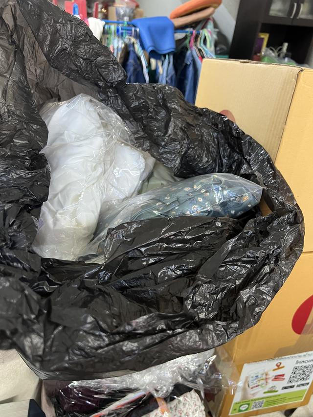 เสื้อผ้ามือสอง แบรนด์ + ไม่แบรนด์ 2