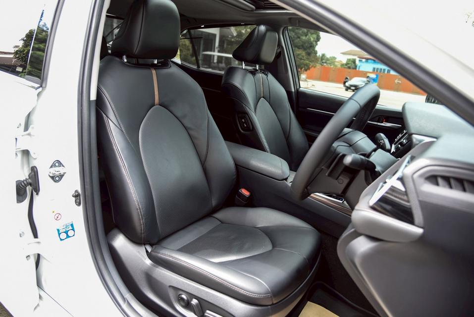 รหัสรถ CBL7117 TOYOTA CAMRY 2.5 G AT 2019 10