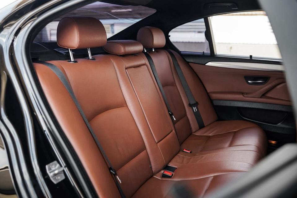 BMW 520d M Sport F10 ปี 2016 รูปที่ 11